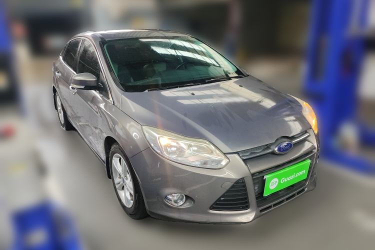 Used Ford Focus 2012 Sedan 1.6L Automatic Fashion Edition Front Right 45 Deg