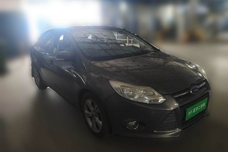 Used Ford Focus 2012 Sedan 1.6L Manual Fashion Edition Front Right 45 Deg
