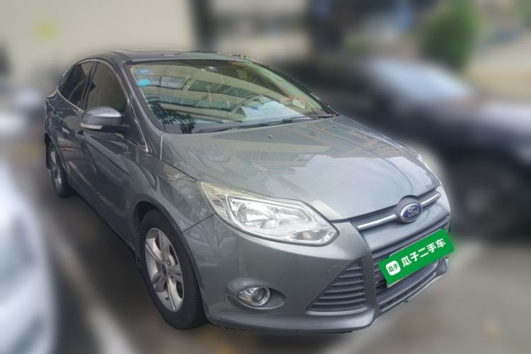 Used Ford Focus 2012 Sedan 1.6L Manual Fashion Edition Front Right 45 Deg