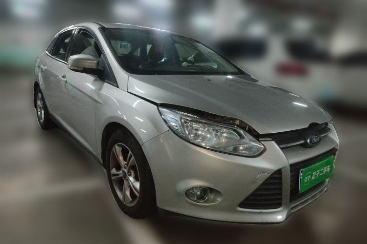 Used Ford Focus 2012 Sedan 1.6L Automatic Fashion Edition Front Right 45 Deg