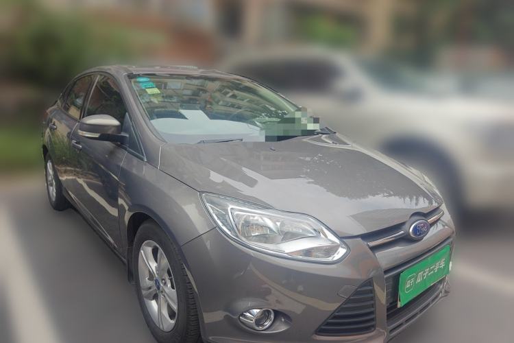 Used Ford Focus 2012 Sedan 1.6L Automatic Fashion Edition Front Right 45 Deg