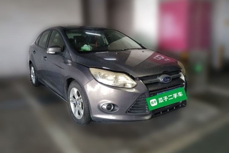 Used Ford Focus 2012 Sedan 1.6L Automatic Fashion Edition Front Right 45 Deg