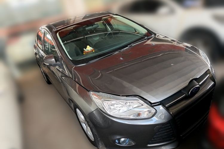 Used Ford Focus 2012 Sedan 1.6L Automatic Fashion Edition Front Right 45 Deg
