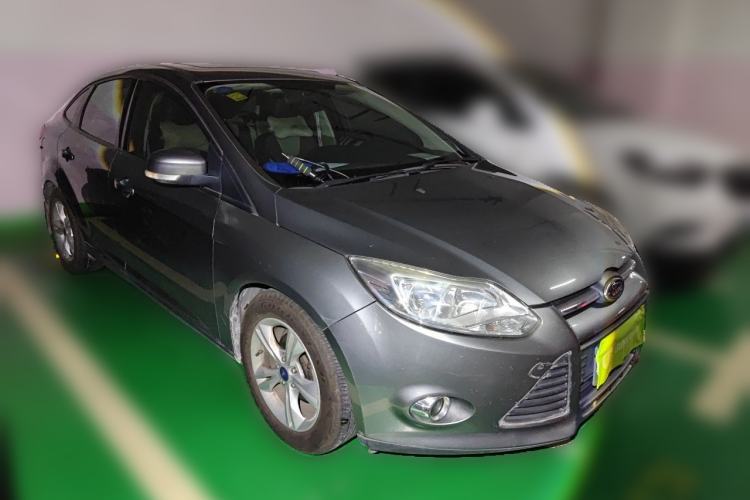 Used Ford Focus 2012 Sedan 1.6L Automatic Fashion Edition Front Right 45 Deg