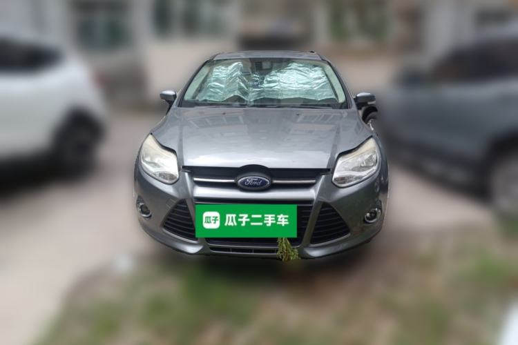 Used Ford Focus 2012 Hatchback 1.6L Automatic Fashion Edition Front