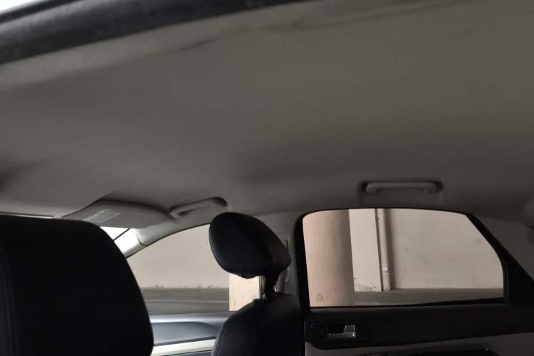 Used Ford Focus 2012 Sedan Classic 1.8L Automatic Base Model Headliner