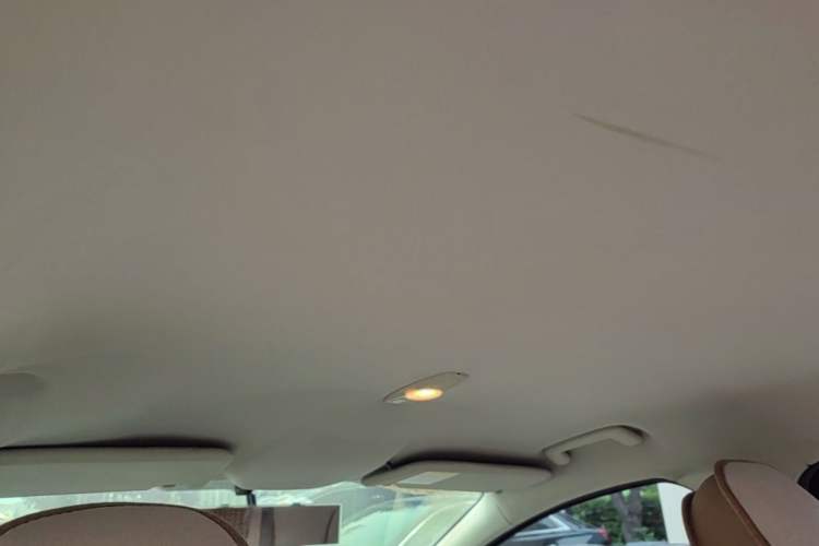 Used Ford Focus 2012 Sedan 1.6L Automatic Comfort Model Headliner