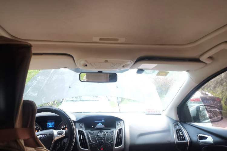 Used Ford Focus 2012 Hatchback 1.6L Automatic Fashion Edition Headliner