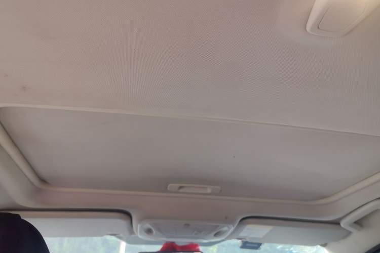 Used Ford Focus 2012 Sedan 1.6L Manual Fashion Edition Headliner