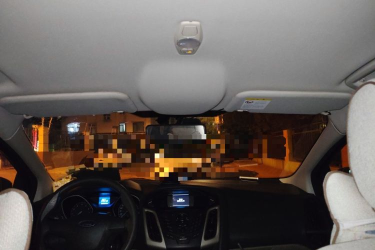 Used Ford Focus 2012 Sedan 1.6L Manual Comfort Model Headliner