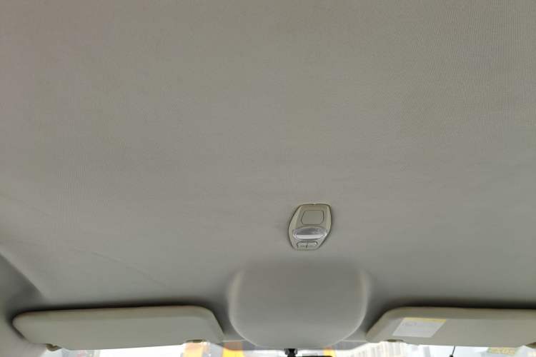 Used Ford Focus 2012 Sedan 1.6L Automatic Comfort Model Headliner