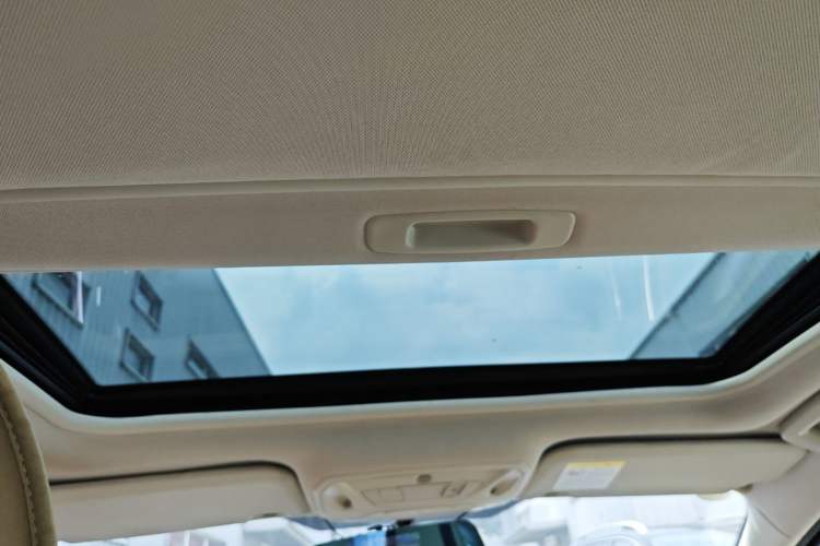 Used Ford Focus 2012 Sedan 1.6L Automatic Fashion Edition Headliner
