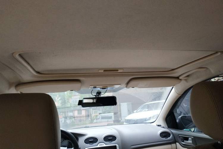 Used Ford Focus 2012 Hatchback Classic 1.8L Automatic Fashion Edition Headliner