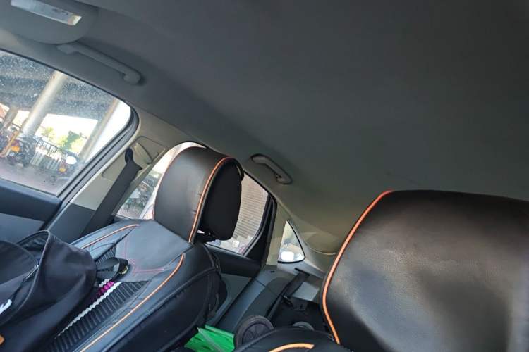Used Ford Focus 2012 Hatchback Classic 1.8L Manual Base Model Headliner