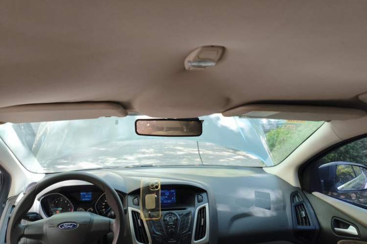 Used Ford Focus 2012 Sedan 1.6L Automatic Comfort Model Headliner