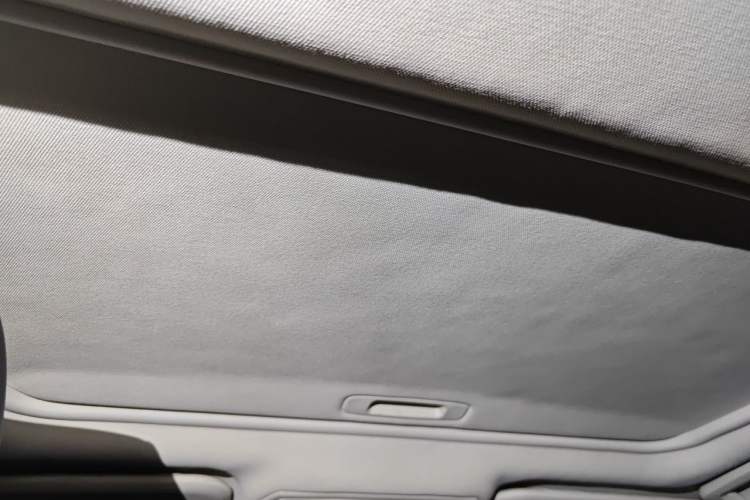 Used Ford Focus 2012 Sedan 1.6L Automatic Fashion Edition Headliner