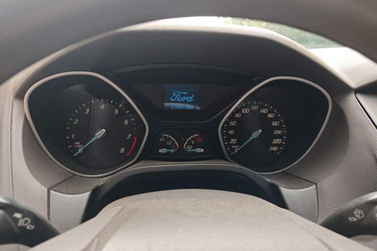 Used Ford Focus 2012 Sedan 1.6L Manual Comfort Model Instrument Cluster