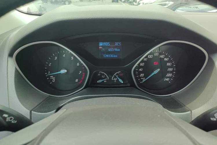 Used Ford Focus 2012 Sedan 1.6L Automatic Comfort Model Instrument Cluster