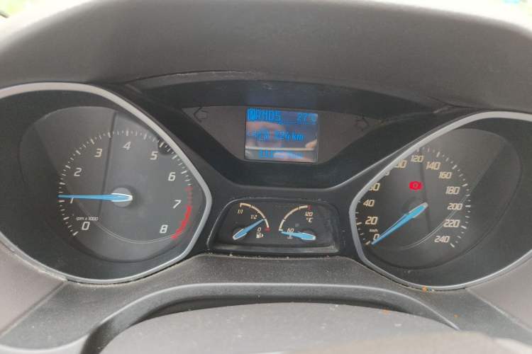 Used Ford Focus 2012 Sedan 1.6L Automatic Fashion Edition Instrument Cluster