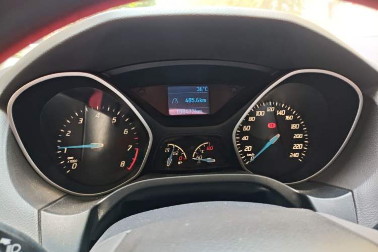 Used Ford Focus 2012 Sedan 1.6L Manual Comfort Model Instrument Cluster