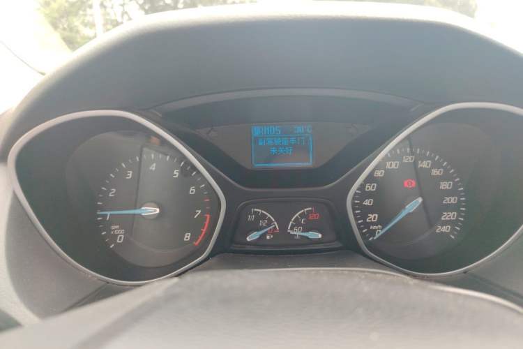 Used Ford Focus 2012 Sedan 1.6L Automatic Fashion Edition Instrument Cluster