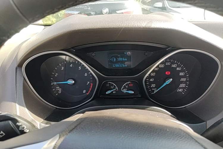Used Ford Focus 2012 Sedan 1.6L Manual Fashion Edition Instrument Cluster