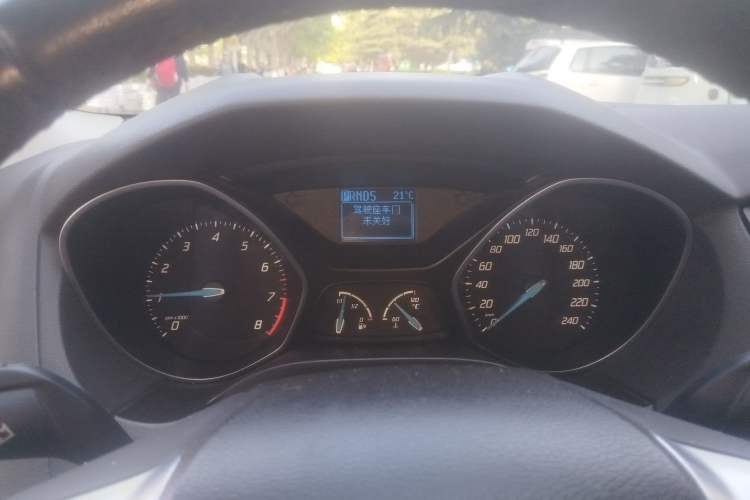 Used Ford Focus 2012 Sedan 1.6L Automatic Fashion Edition Instrument Cluster