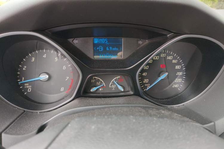 Used Ford Focus 2012 Sedan 1.6L Automatic Fashion Edition Instrument Cluster