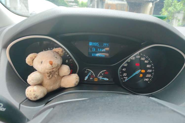 Used Ford Focus 2012 Hatchback 1.6L Automatic Fashion Edition Instrument Cluster