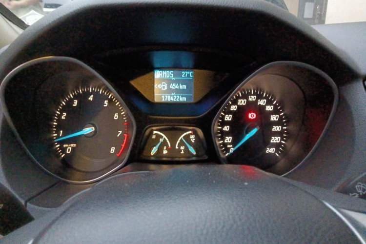 Used Ford Focus 2012 Sedan 1.6L Automatic Fashion Edition Instrument Cluster