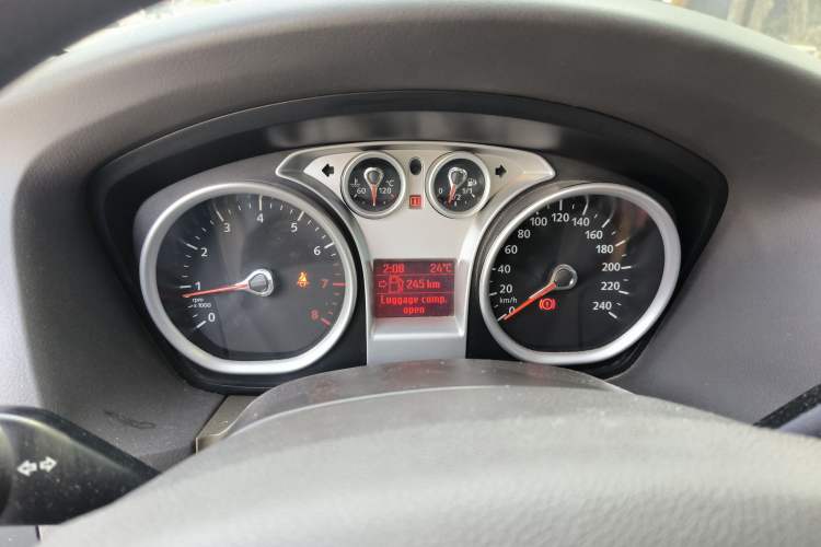Used Ford Focus 2012 Sedan Classic 1.8L Manual Base Model Instrument Cluster