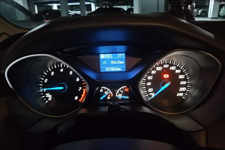Used Ford Focus 2012 Sedan 1.6L Automatic Comfort Model Instrument Cluster
