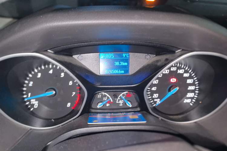 Used Ford Focus 2012 Sedan 1.6L Automatic Comfort Model Instrument Cluster