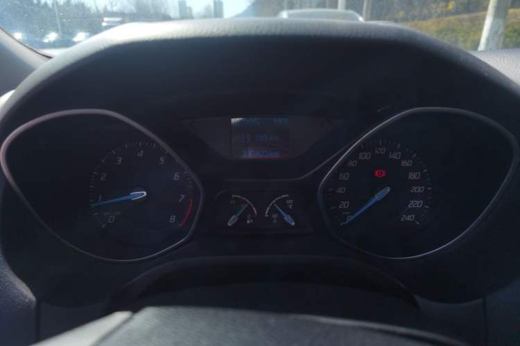 Used Ford Focus 2012 Sedan 1.6L Automatic Fashion Edition Instrument Cluster
