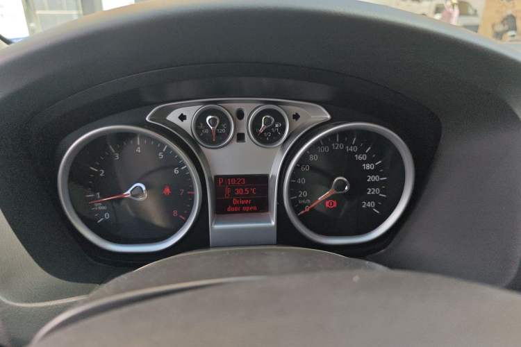 Used Ford Focus 2012 Hatchback Classic 1.8L Automatic Fashion Edition Instrument Cluster
