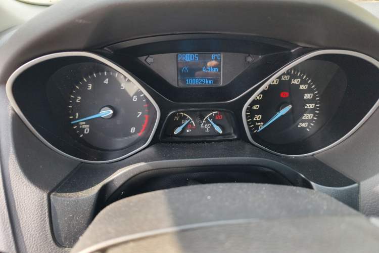 Used Ford Focus 2012 Sedan 1.6L Automatic Comfort Model Instrument Cluster