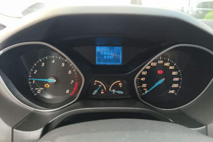 Used Ford Focus 2012 Sedan 1.6L Automatic Comfort Model Instrument Cluster