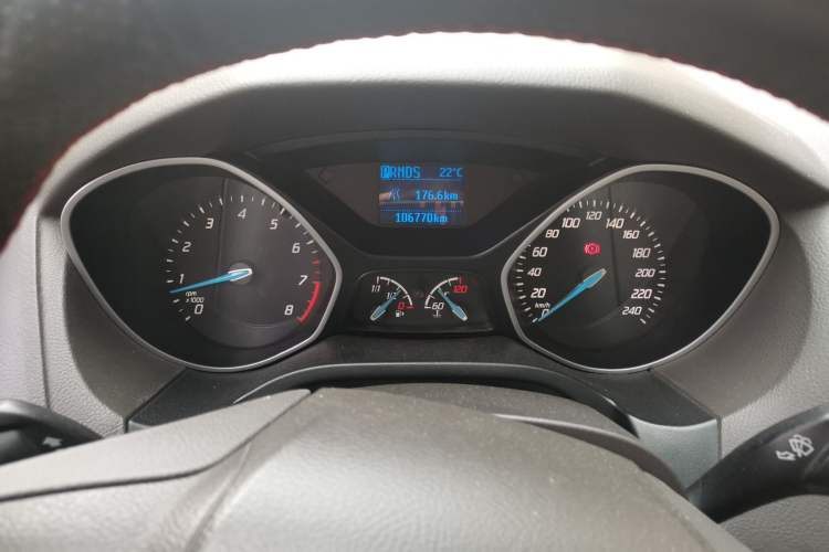 Used Ford Focus 2012 Sedan 1.6L Automatic Comfort Model Instrument Cluster