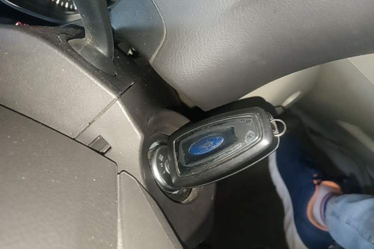 Used Ford Focus 2012 Sedan 1.6L Automatic Fashion Edition Interior 1