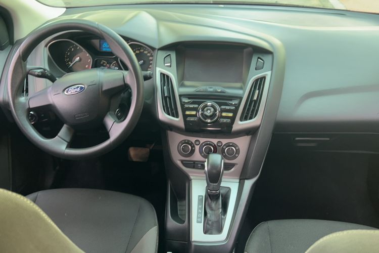 Used Ford Focus 2012 Hatchback 1.6L Automatic Comfort Model Interior 4