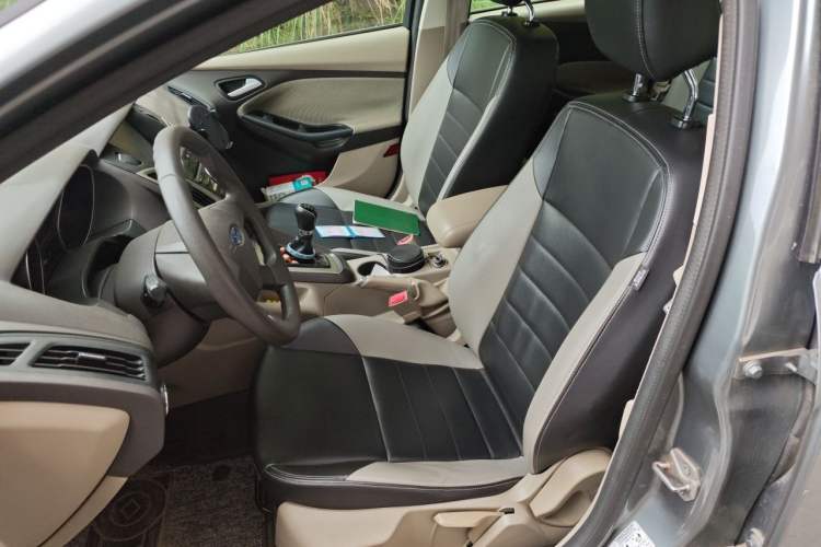 Used Ford Focus 2012 Sedan 1.6L Manual Comfort Model Left Front Seat