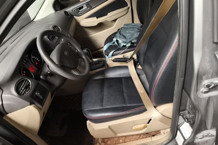 Used Ford Focus 2012 Sedan Classic 1.8L Automatic Base Model Left Front Seat