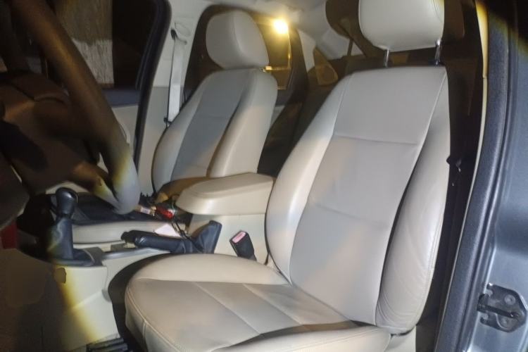 Used Ford Focus 2012 Sedan Classic 1.8L Manual Fashion Edition Left Front Seat