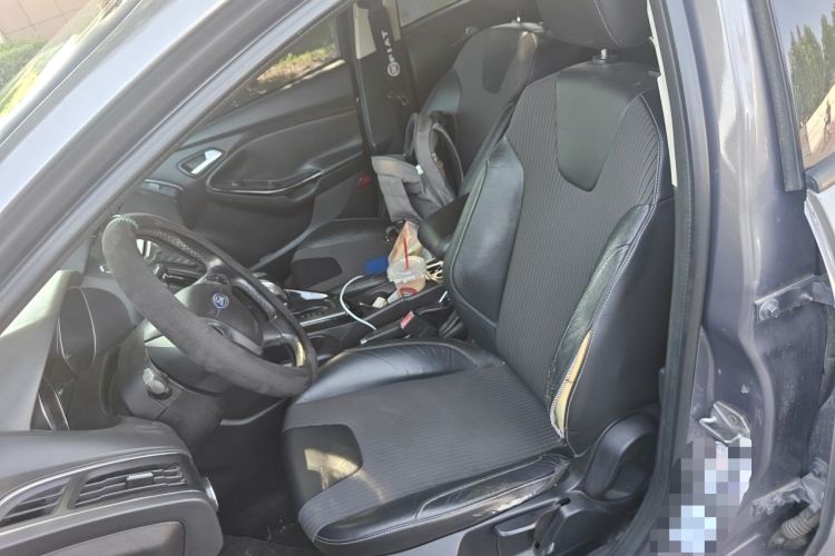 Used Ford Focus 2012 Sedan 1.6L Automatic Fashion Edition Left Front Seat