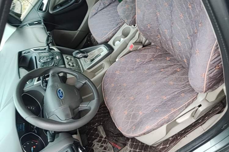 Used Ford Focus 2012 Sedan 1.6L Automatic Comfort Model Left Front Seat