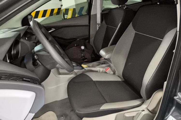 Used Ford Focus 2012 Sedan 1.6L Automatic Comfort Model Left Front Seat