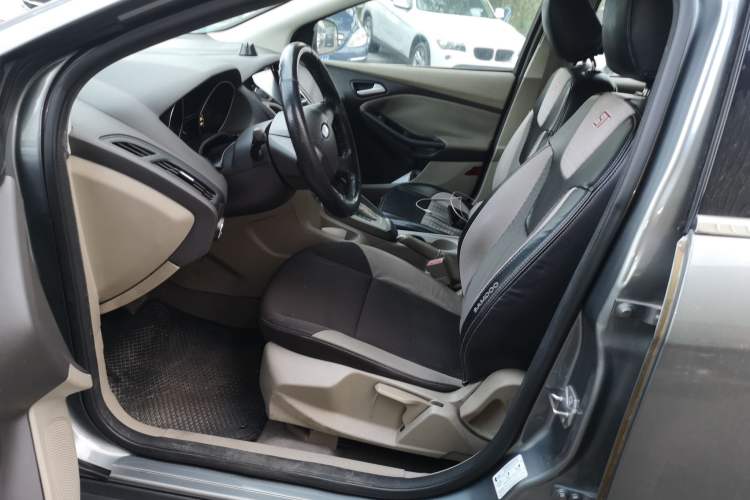 Used Ford Focus 2012 Sedan 1.6L Automatic Comfort Model Left Front Seat