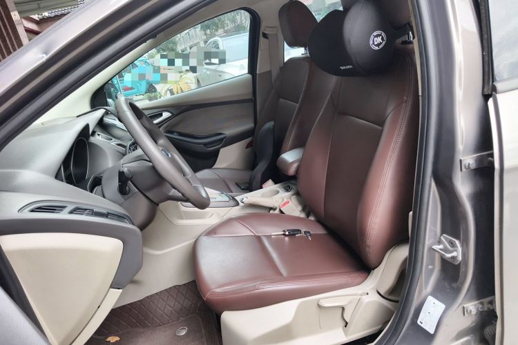 Used Ford Focus 2012 Sedan 1.6L Automatic Comfort Model Left Front Seat