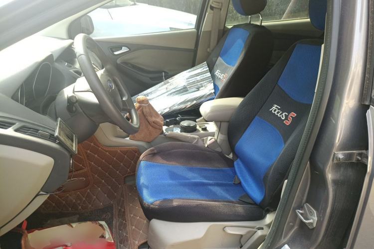 Used Ford Focus 2012 Sedan 1.6L Manual Comfort Model Left Front Seat