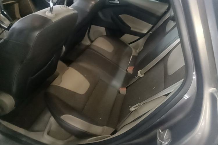 Used Ford Focus 2012 Sedan 1.6L Automatic Fashion Edition Left Rear Seat
